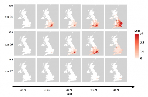 Risk maps showing West Nile virus risk increasing through time in the United Kingdom.